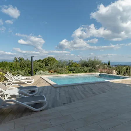 Luce Labin (Istria)