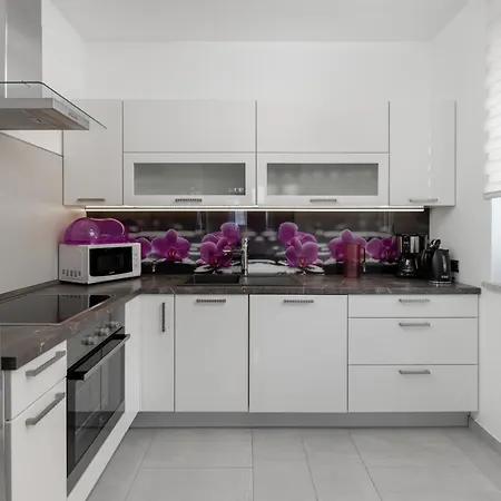 Luce Villa Labin (Istria)